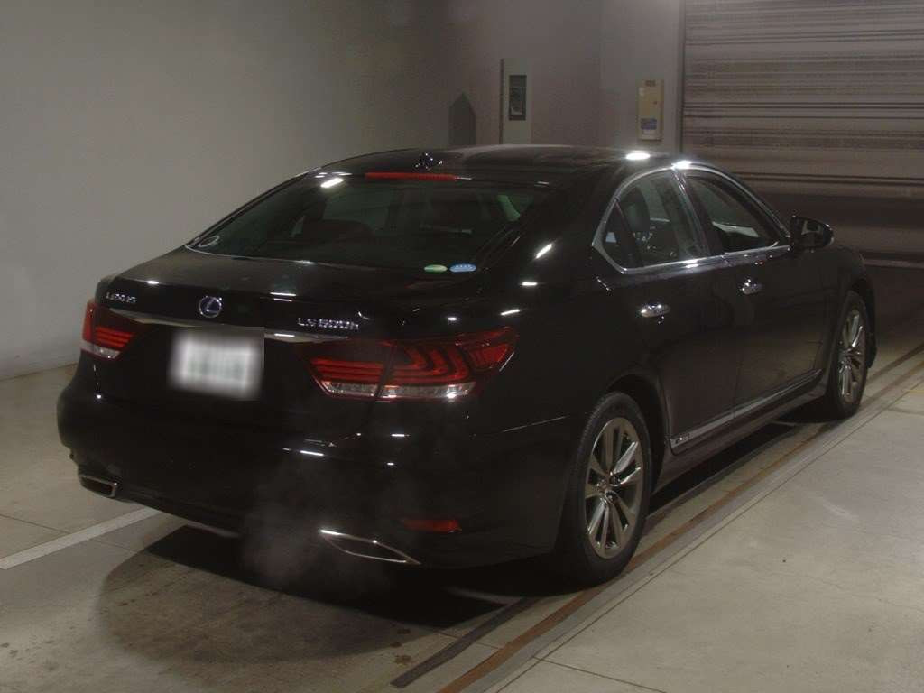 2013 Lexus LS UVF45[1]