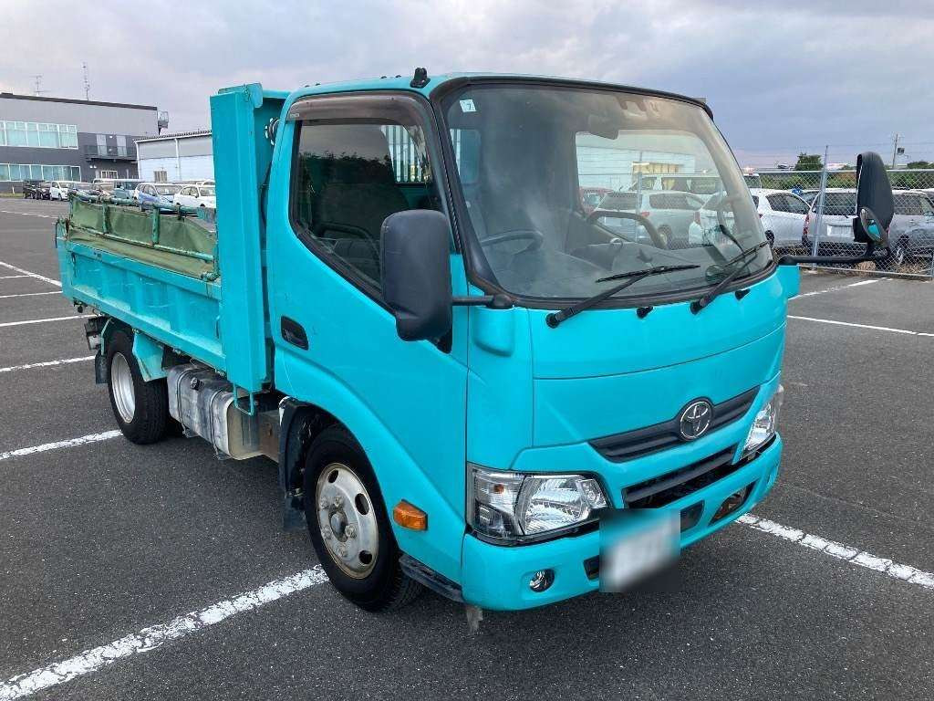 2018 Toyota Toyoace Truck XZU620D[2]