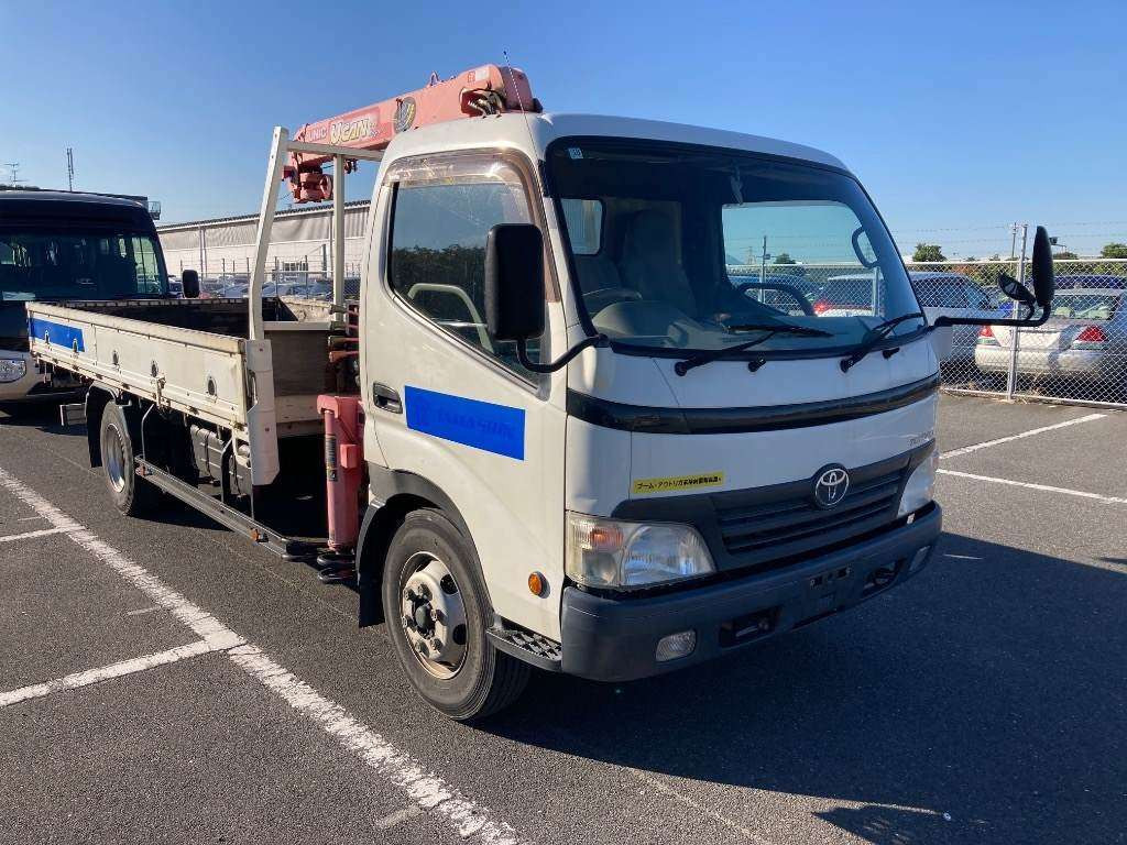 2008 Toyota Toyoace Truck XZU424[2]