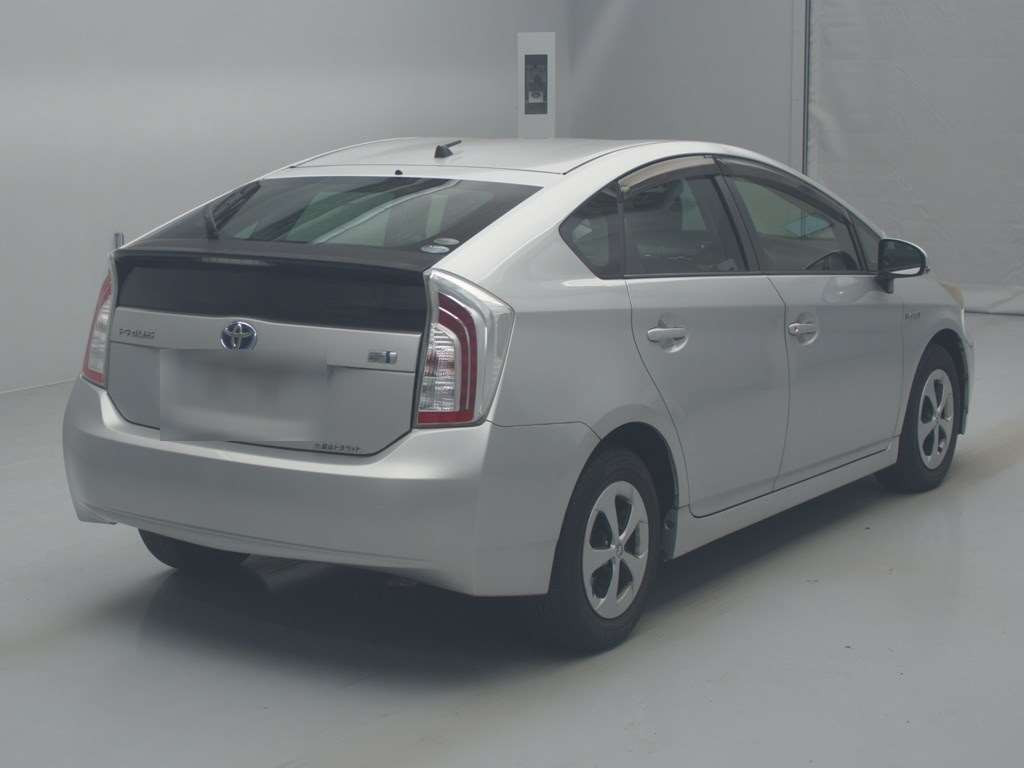 2012 Toyota Prius ZVW30[1]