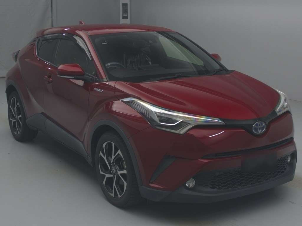 2017 Toyota C-HR ZYX10[2]