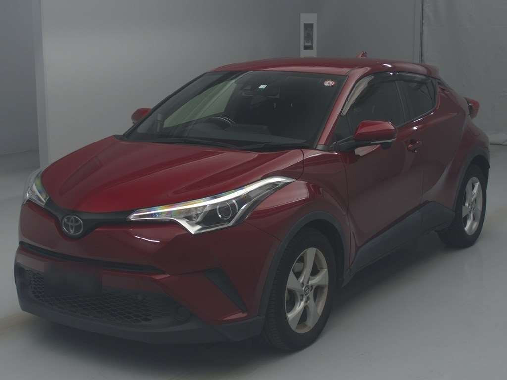 2018 Toyota C-HR NGX10[0]