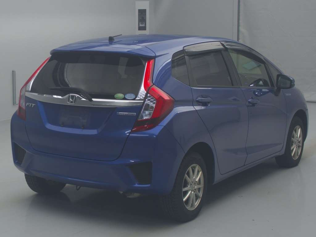 2015 Honda Fit Hybrid GP6[1]