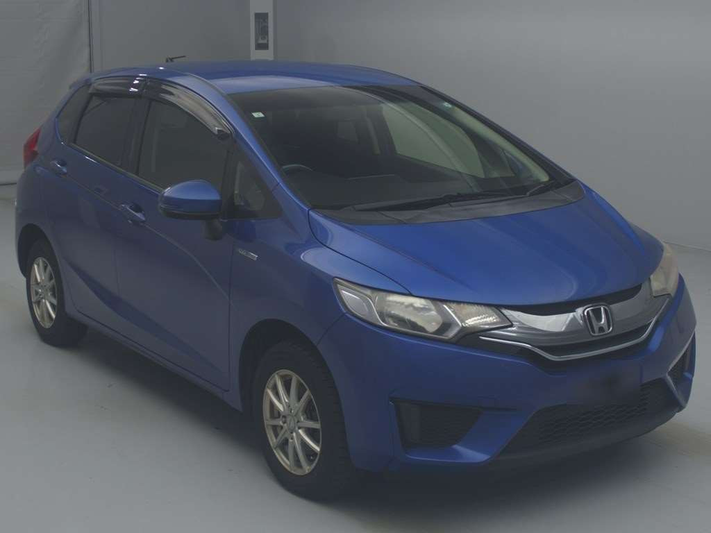 2015 Honda Fit Hybrid GP6[2]