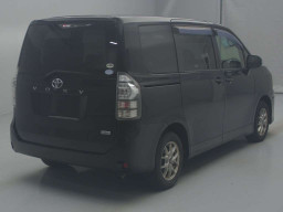 2011 Toyota Voxy