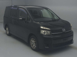 2011 Toyota Voxy