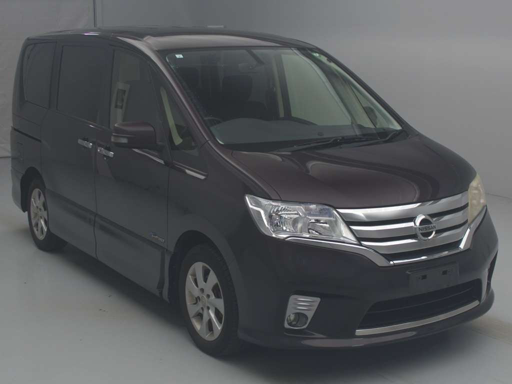 2013 Nissan Serena HFC26[2]