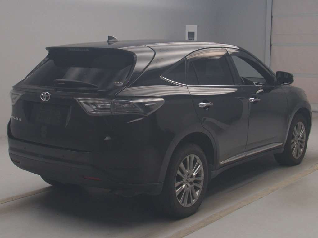 2014 Toyota Harrier ZSU65W[1]