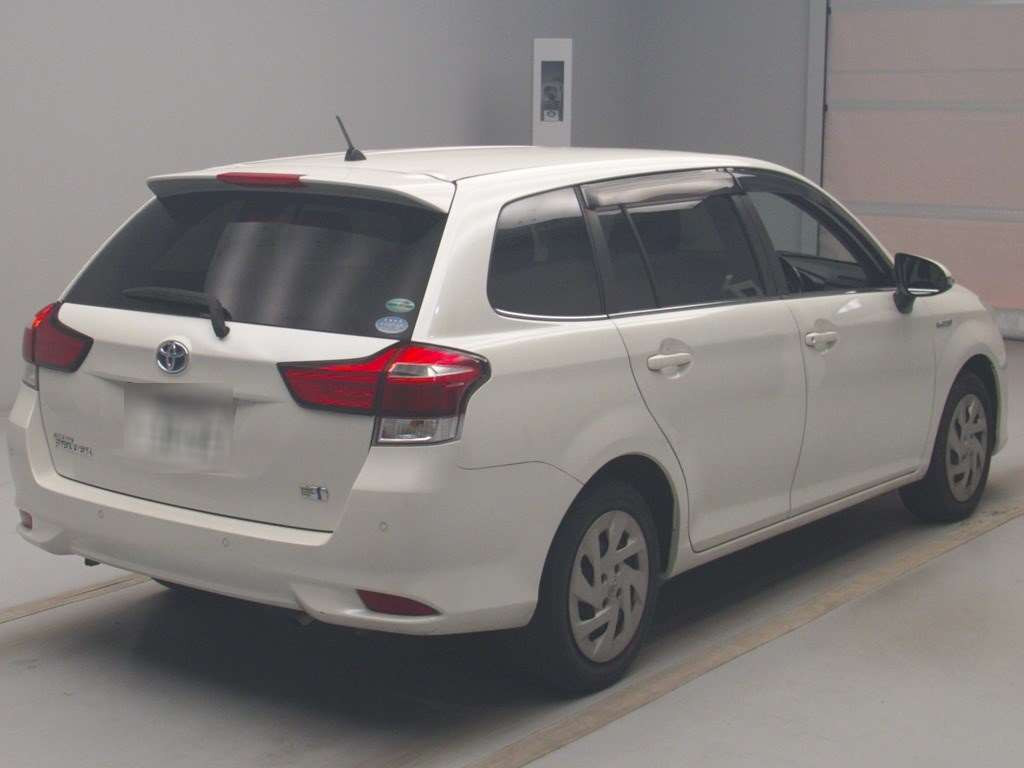 2019 Toyota Corolla Fielder NKE165G[1]