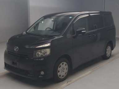 2009 Toyota Voxy