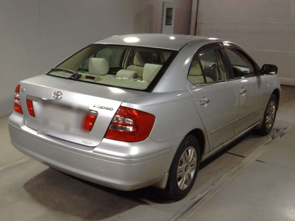 2005 Toyota Premio ZZT245[1]