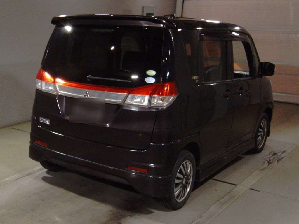 2012 Mitsubishi Delica D2 MB15S[1]