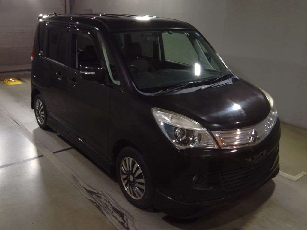 2012 Mitsubishi Delica D2 MB15S[2]