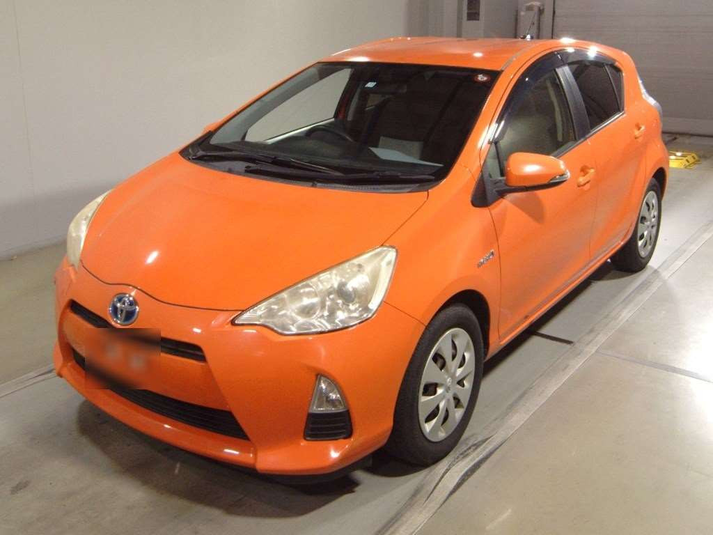 2012 Toyota Aqua NHP10[0]