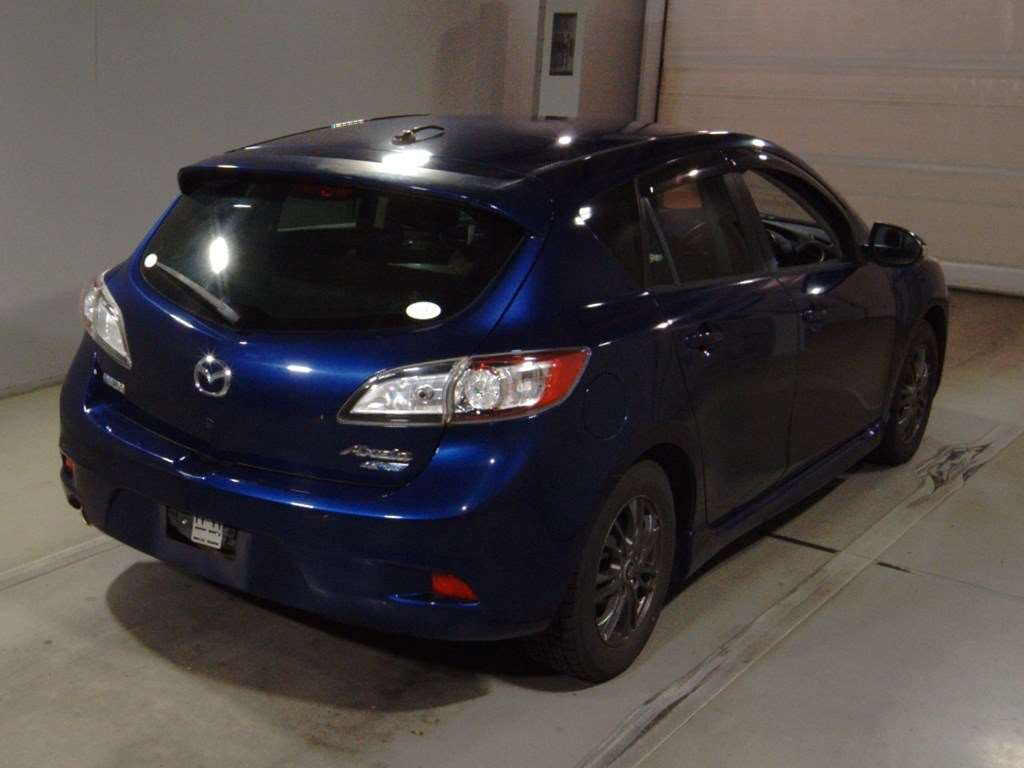 2012 Mazda Axela Sport BLFFW[1]