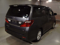 2010 Toyota Alphard