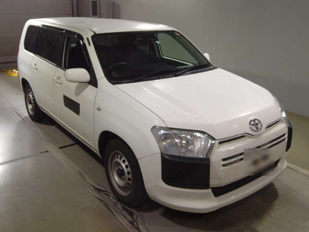 2018 Toyota Succeed NCP160V[2]