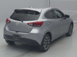 2016 Mazda Demio