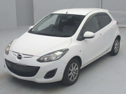 2013 Mazda Demio