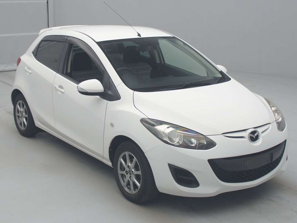 2013 Mazda Demio DEJFS[2]