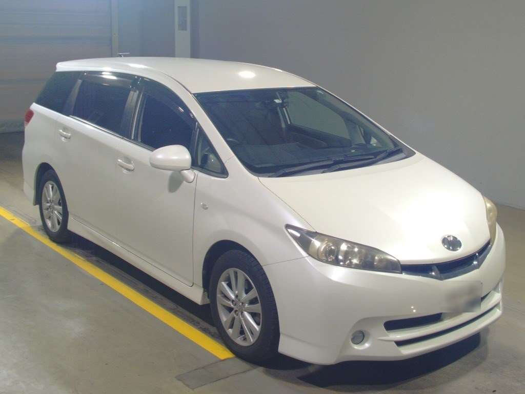 2010 Toyota Wish ZGE20W[2]