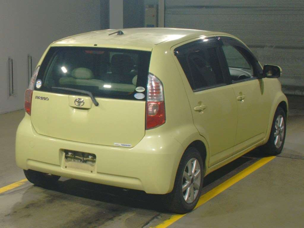 2008 Toyota Passo QNC10[1]