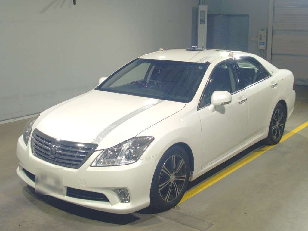 2011 Toyota Crown GRS200[0]