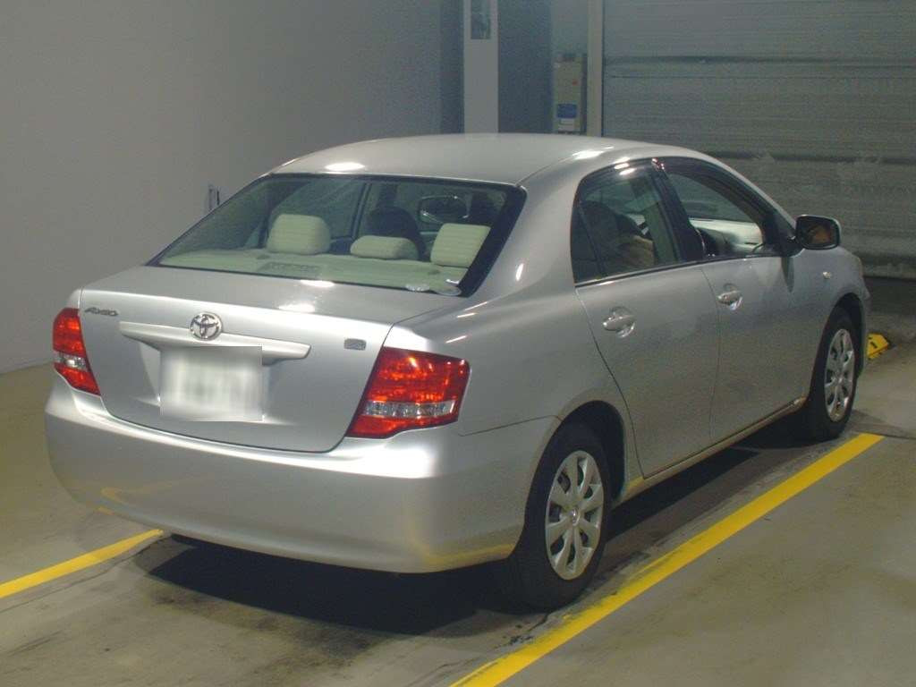 2011 Toyota Corolla Axio NZE141[1]