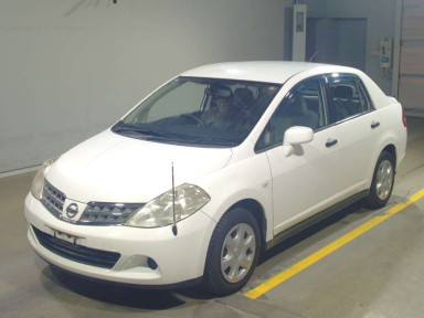 2011 Nissan Tiida Latio