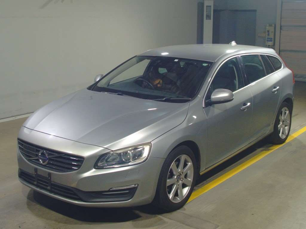 2016 Volvo V60 FD4204T[0]