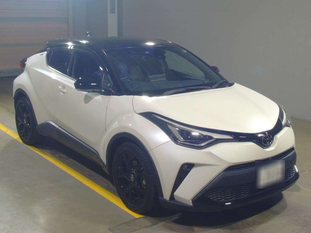 2021 Toyota C-HR NGX10[2]