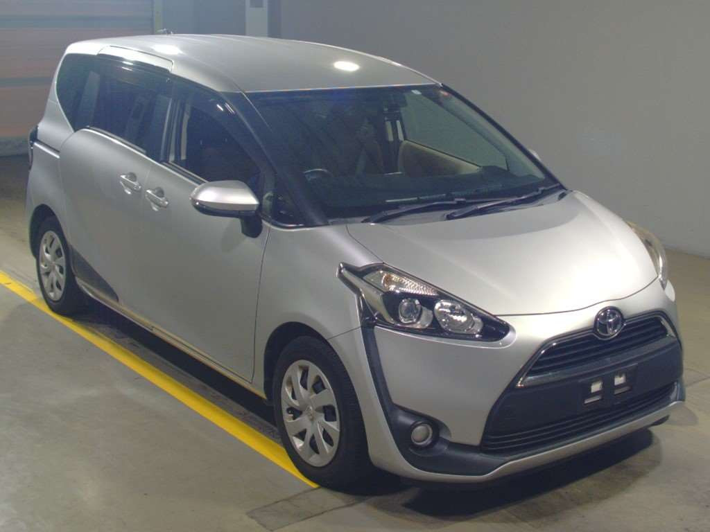 2015 Toyota Sienta NSP170G[2]