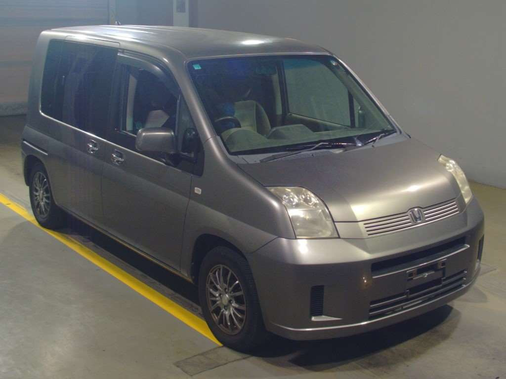 2004 Honda Mobilio GB1[2]