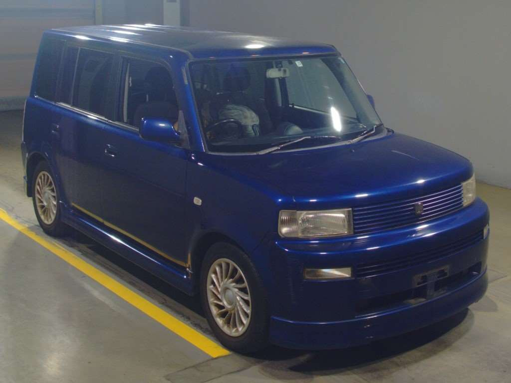 2001 Toyota bB NCP31[2]