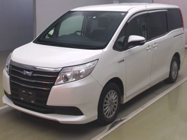 2016 Toyota Noah