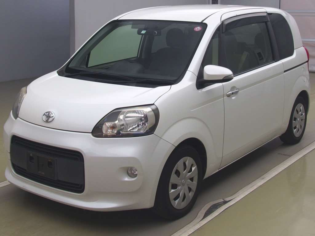 2013 Toyota Porte NCP141[0]