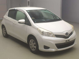 2011 Toyota Vitz