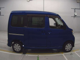 2010 Daihatsu Atrai Wagon