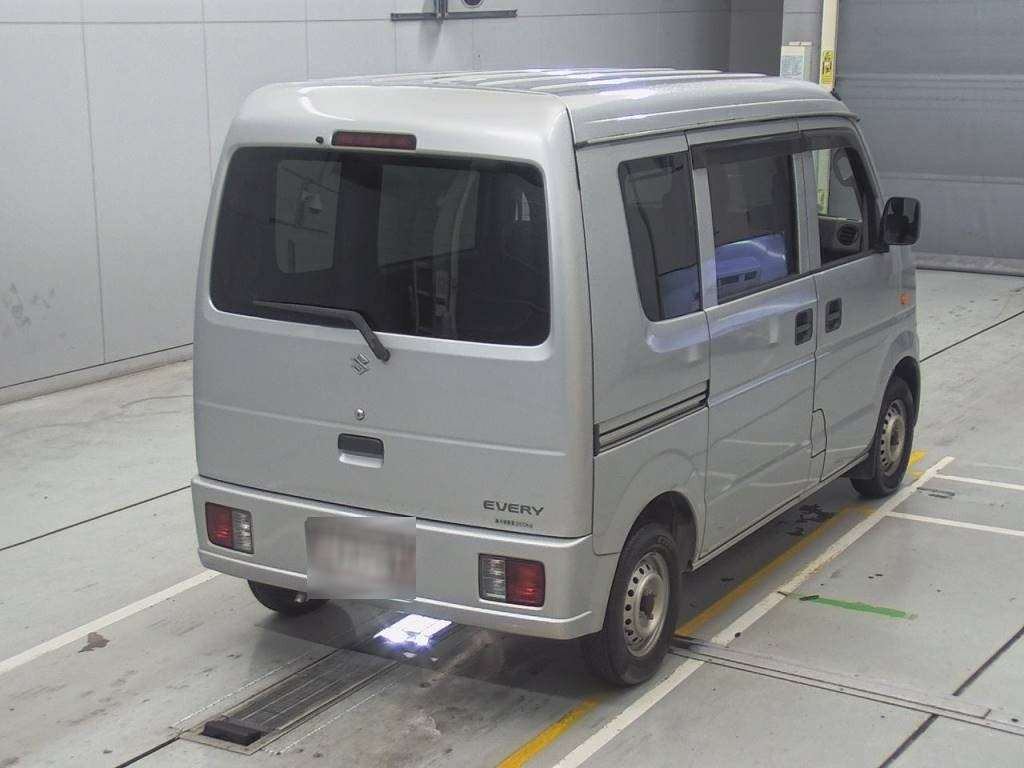 2015 Suzuki Every DA64V[1]