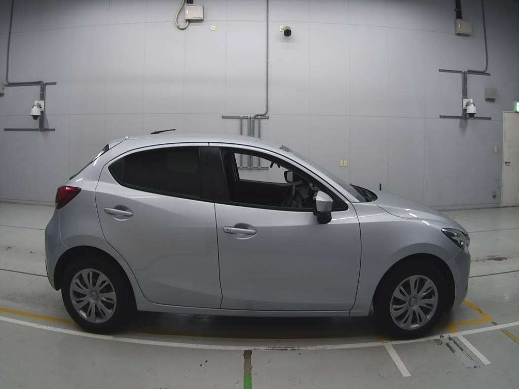 2018 Mazda Demio DJ3FS[2]