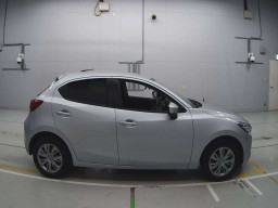 2018 Mazda Demio