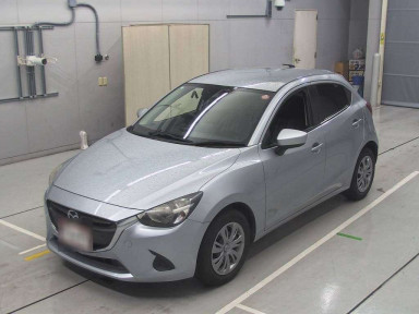 2017 Mazda Demio