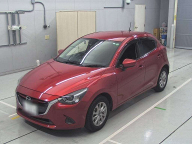 2016 Mazda Demio