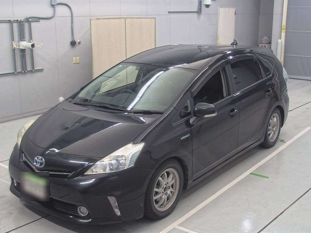 2013 Toyota Prius alpha ZVW40W[0]