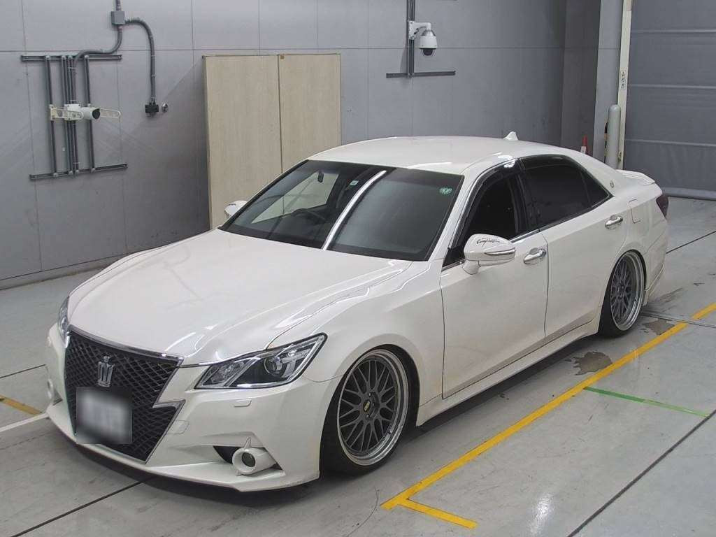 2014 Toyota Crown Hybrid AWS210[0]