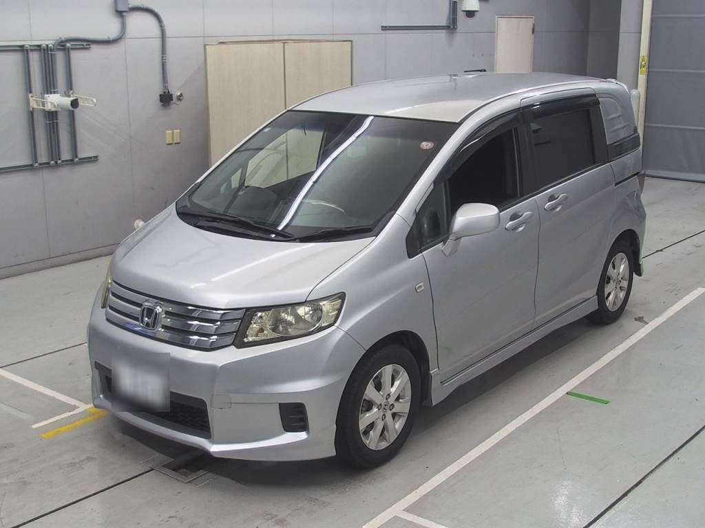 2010 Honda Freed Spike GB3[0]