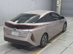 2021 Toyota Prius PHV