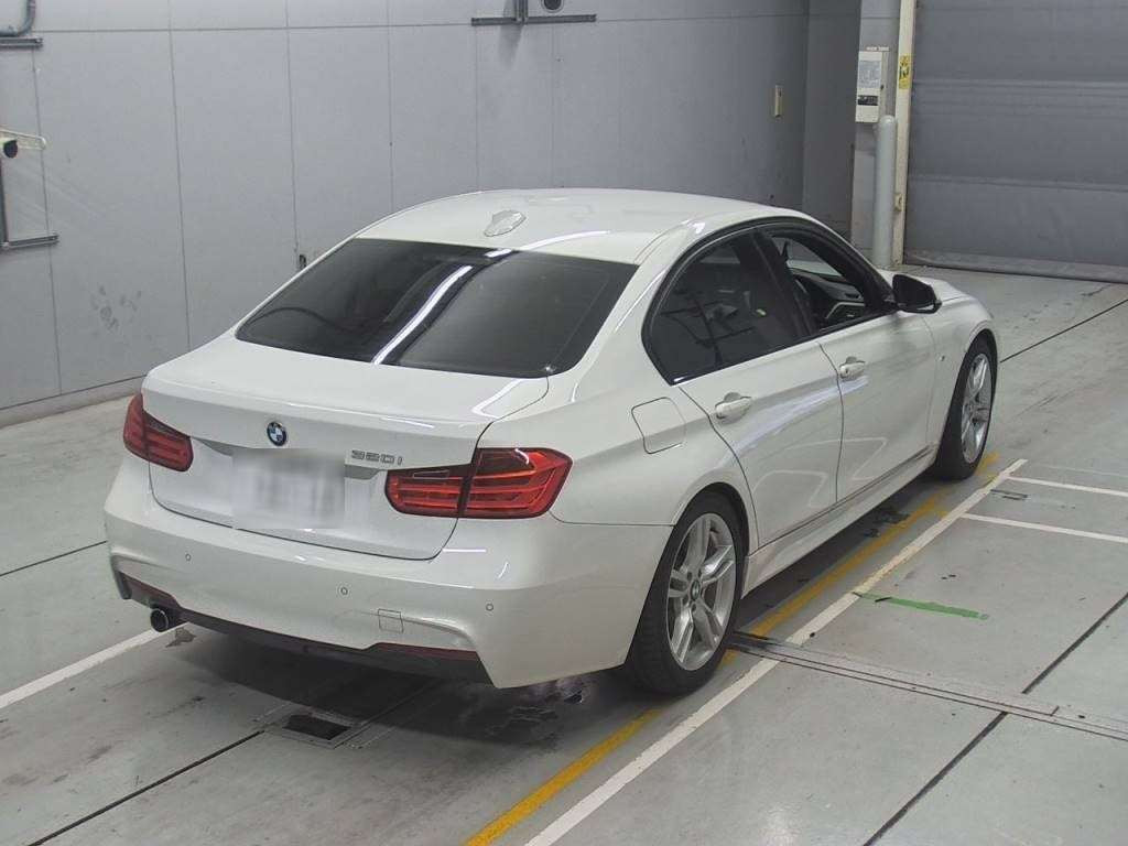 2013 BMW 3 Series 3B20[1]