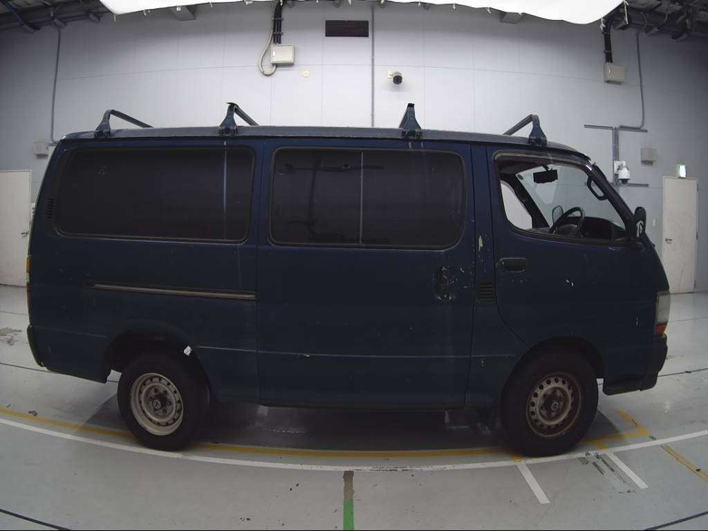 2001 Toyota Regiusace Van RZH112V[2]