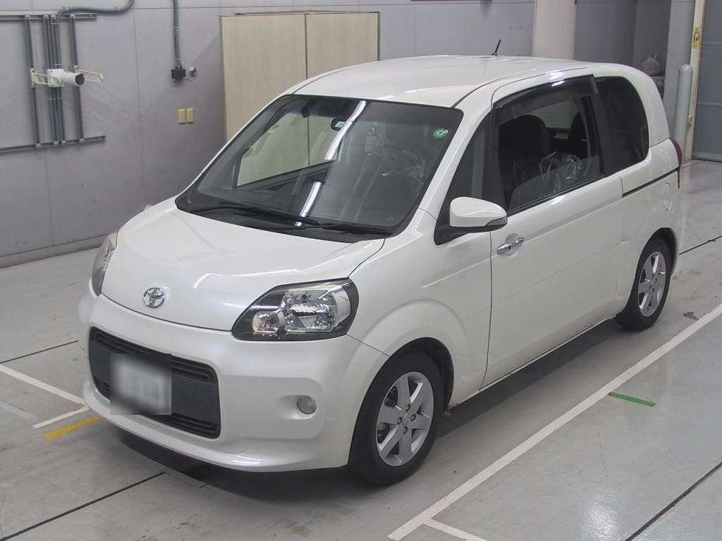 2014 Toyota Porte NCP141[0]